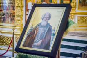 В кафедральный собор передали икону, написанную в одном из монастырей г. Афон